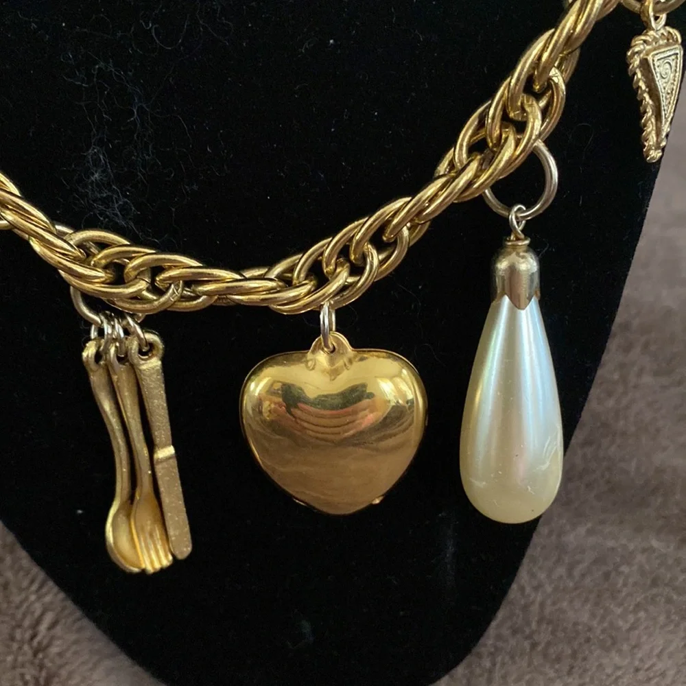 Vintage 1980s Rare Moschino Redwall 15 iconic brand gold charm necklace